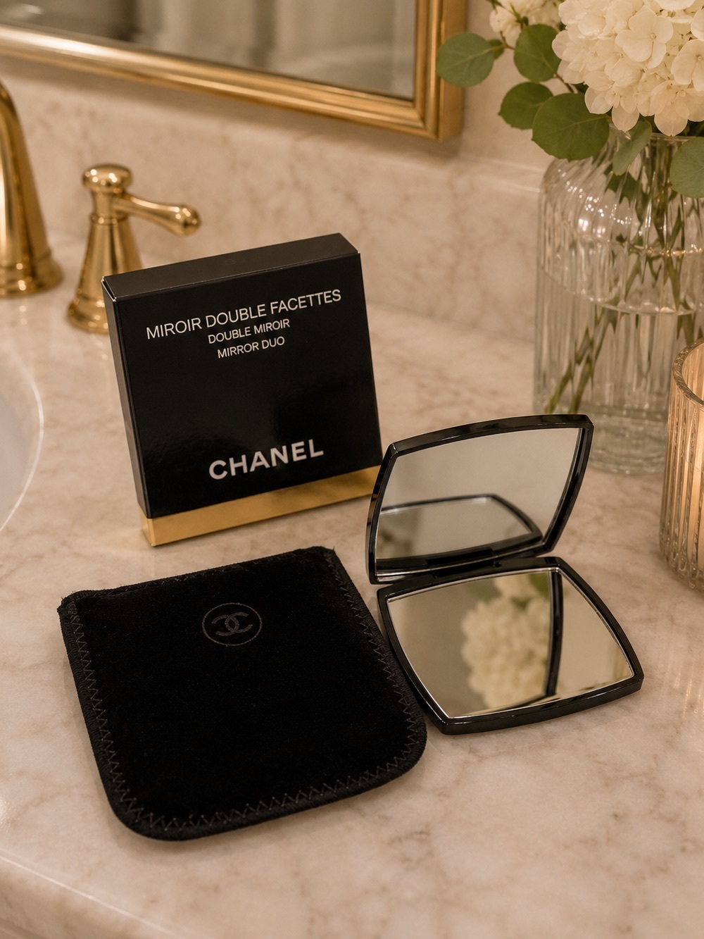 Chanel Double Mirror Compact - Picture 2 of 7